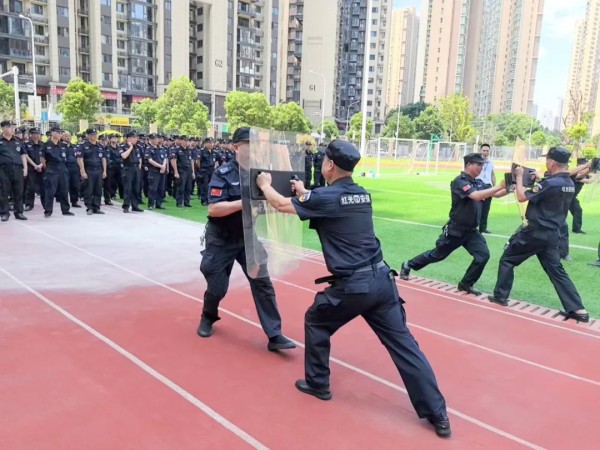 長沙紅光保安服務(wù)有限公司,長沙安保服務(wù),長沙安全服務(wù),長沙非武裝押運(yùn),勞務(wù)派遣服務(wù)